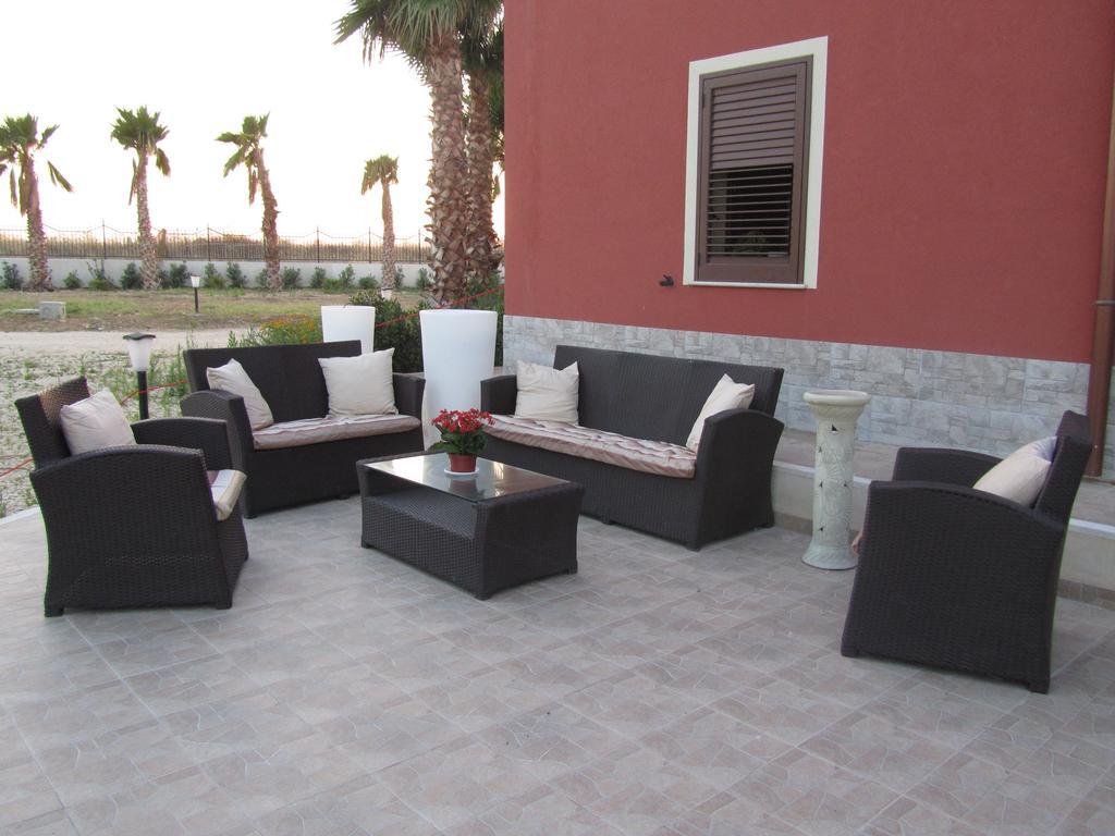 L'Isola Del Sale Bed & Breakfast Трапани Екстериор снимка